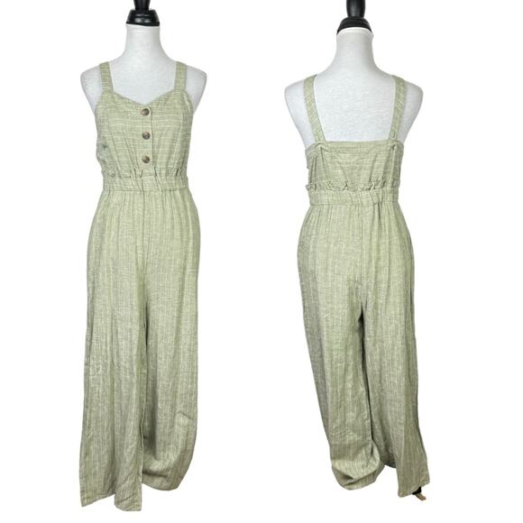 Romeo + Juliet Couture NWT Light Green Pinstripe Linen Blend Sleeveless Jumpsuit - Picture 3 of 13